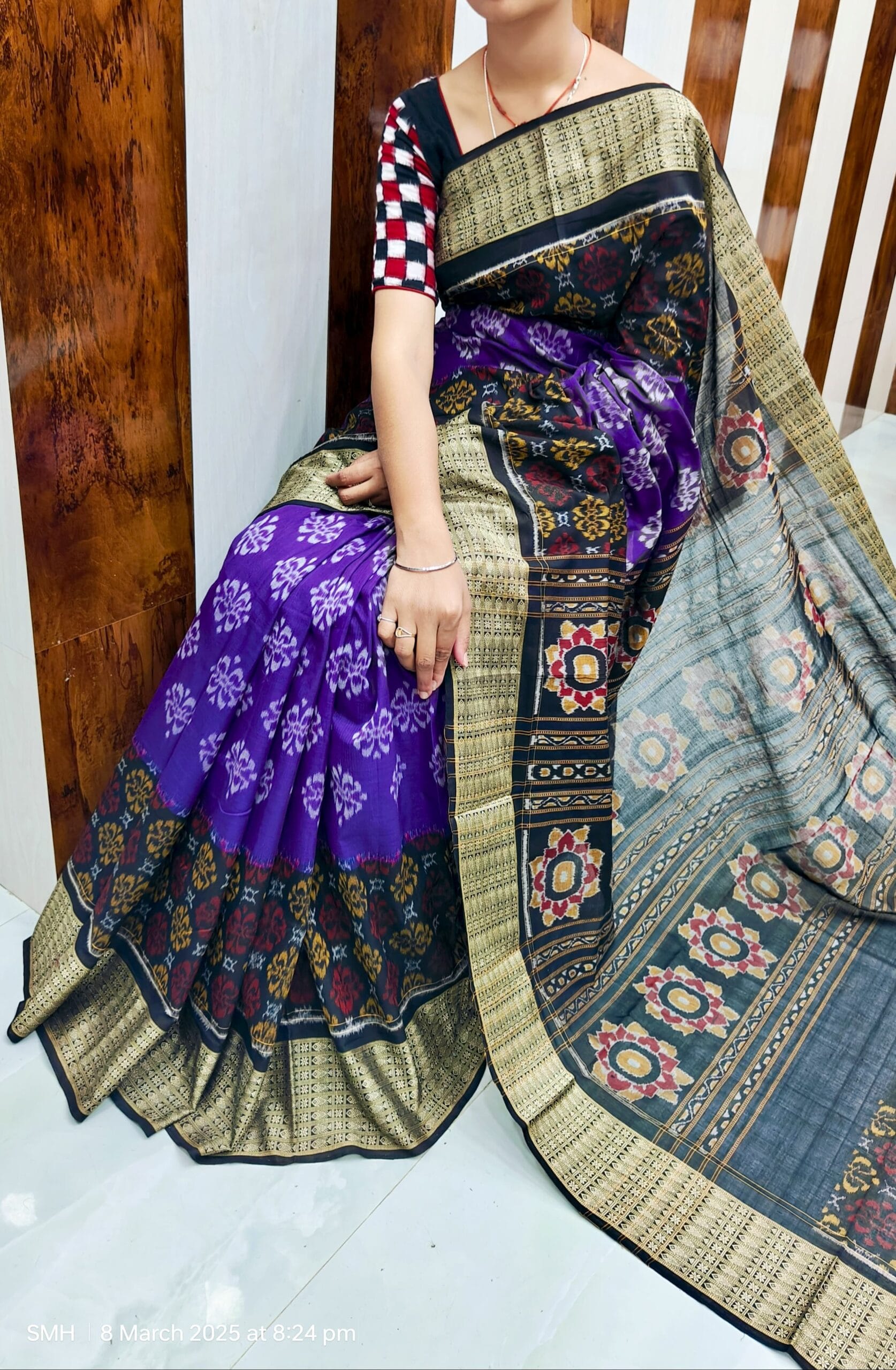 Sambalpur saree with fish border - Image 11