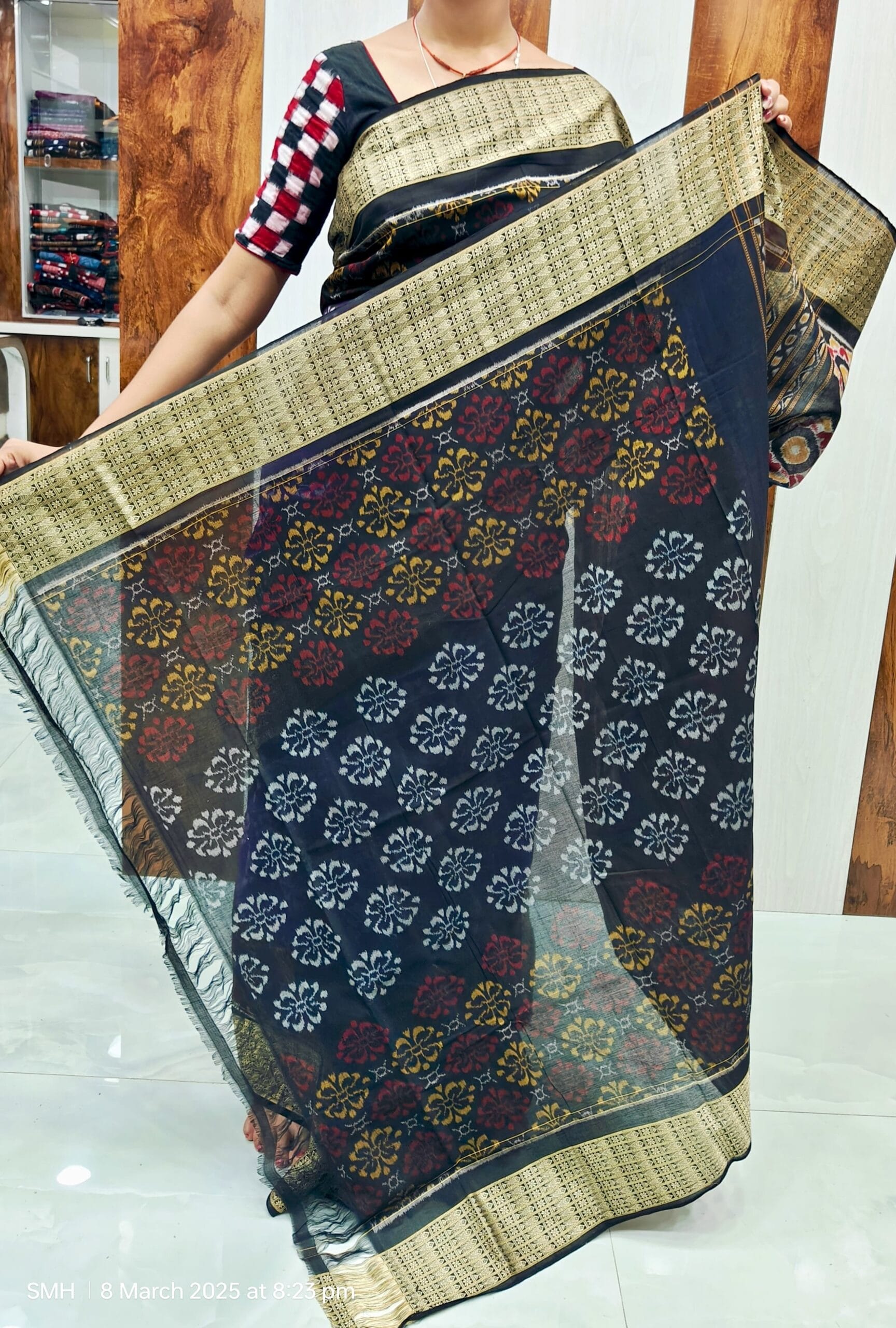 Sambalpur saree with fish border - Image 9